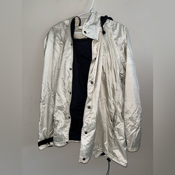 Kanuk white jacket - Picture 2 of 4